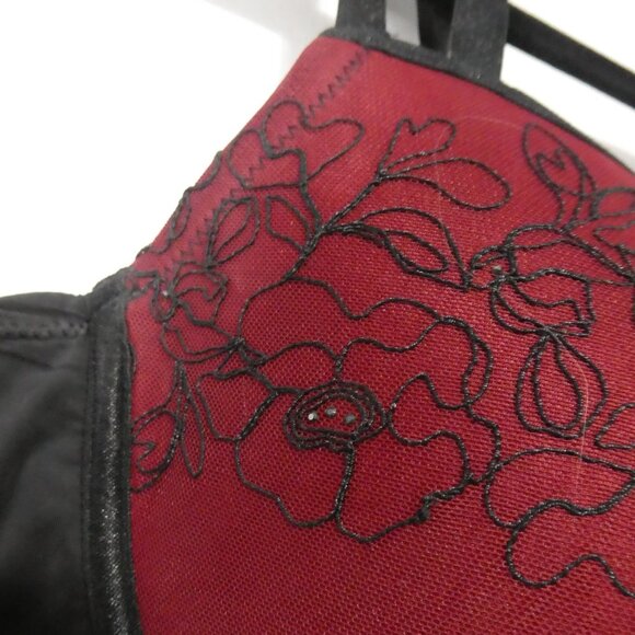 AG - ASHLEY GRAHAM | 40 DDD | Burgundy & Black Lace Detail Bra | Double Straps - Picture 6 of 16